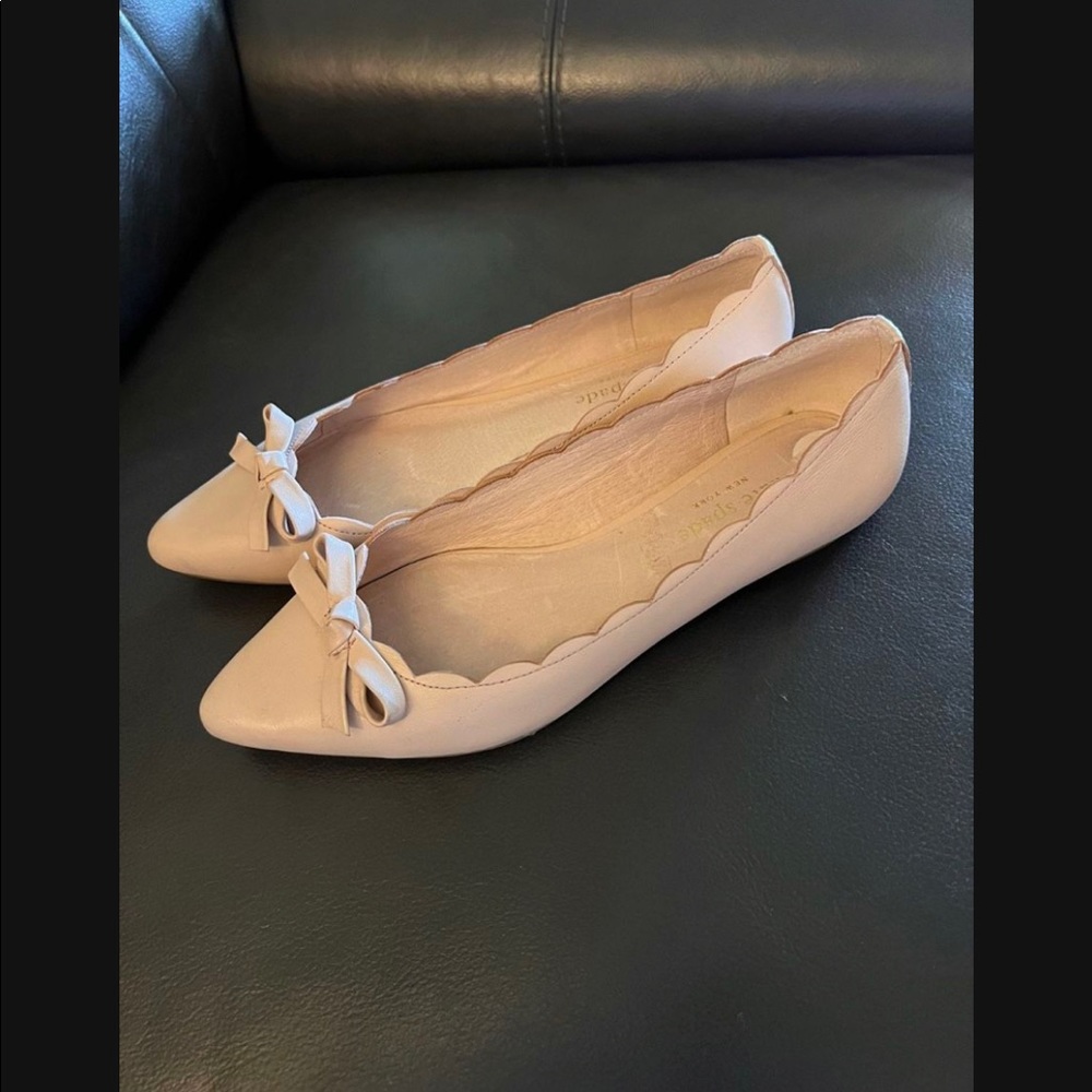 Kate Spade Eleni Scallop Bow Flats.